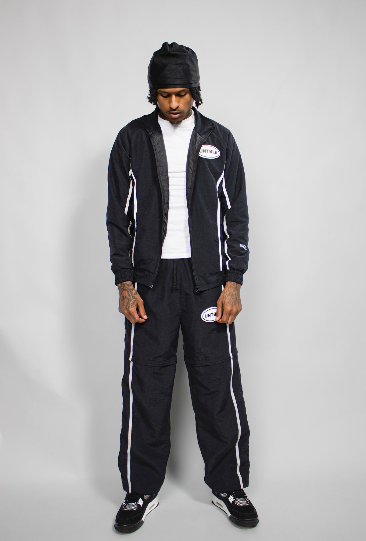 BLACK "UNTBLE" TRACKSUIT